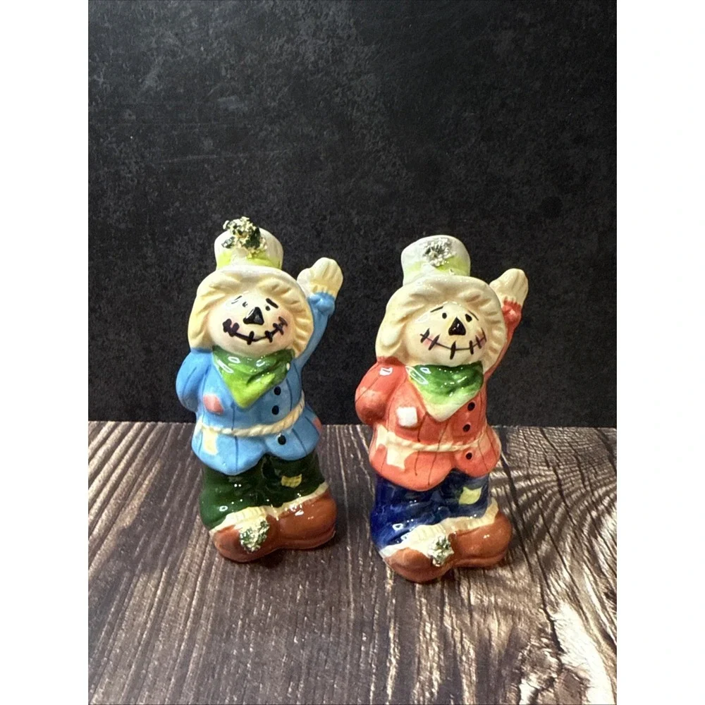 Scarecrow Salt & Pepper Shakers Fall Harvest Halloween Thanksgiving Vintage